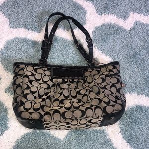 Coach Purse in AWESOME condition!